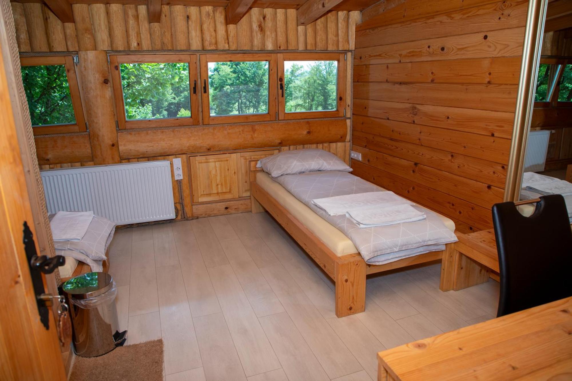 Guest House Mala Prica Zivinice Εξωτερικό φωτογραφία